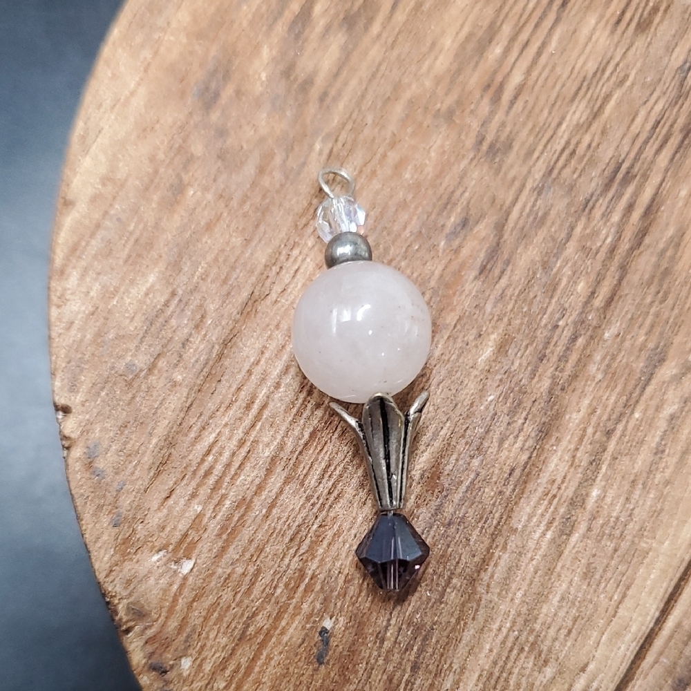 P302 Pink Moon Quartz‎ Pendant